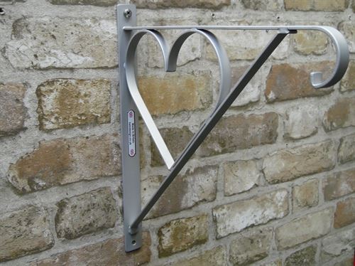 heart stainless steel hanging basket bracket